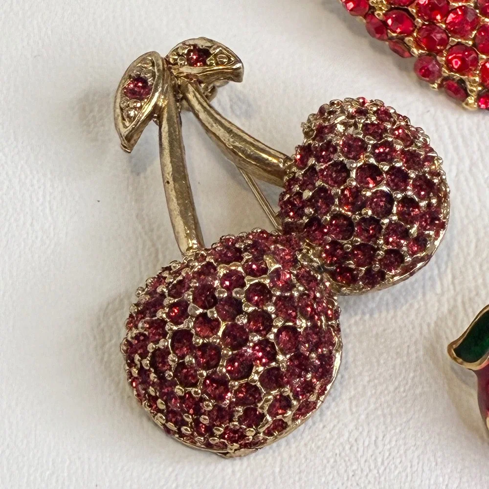 Vintage Strawberry Cherry Brooch Avon Earrings Rhinestone Fruit Jewelry Set Lot